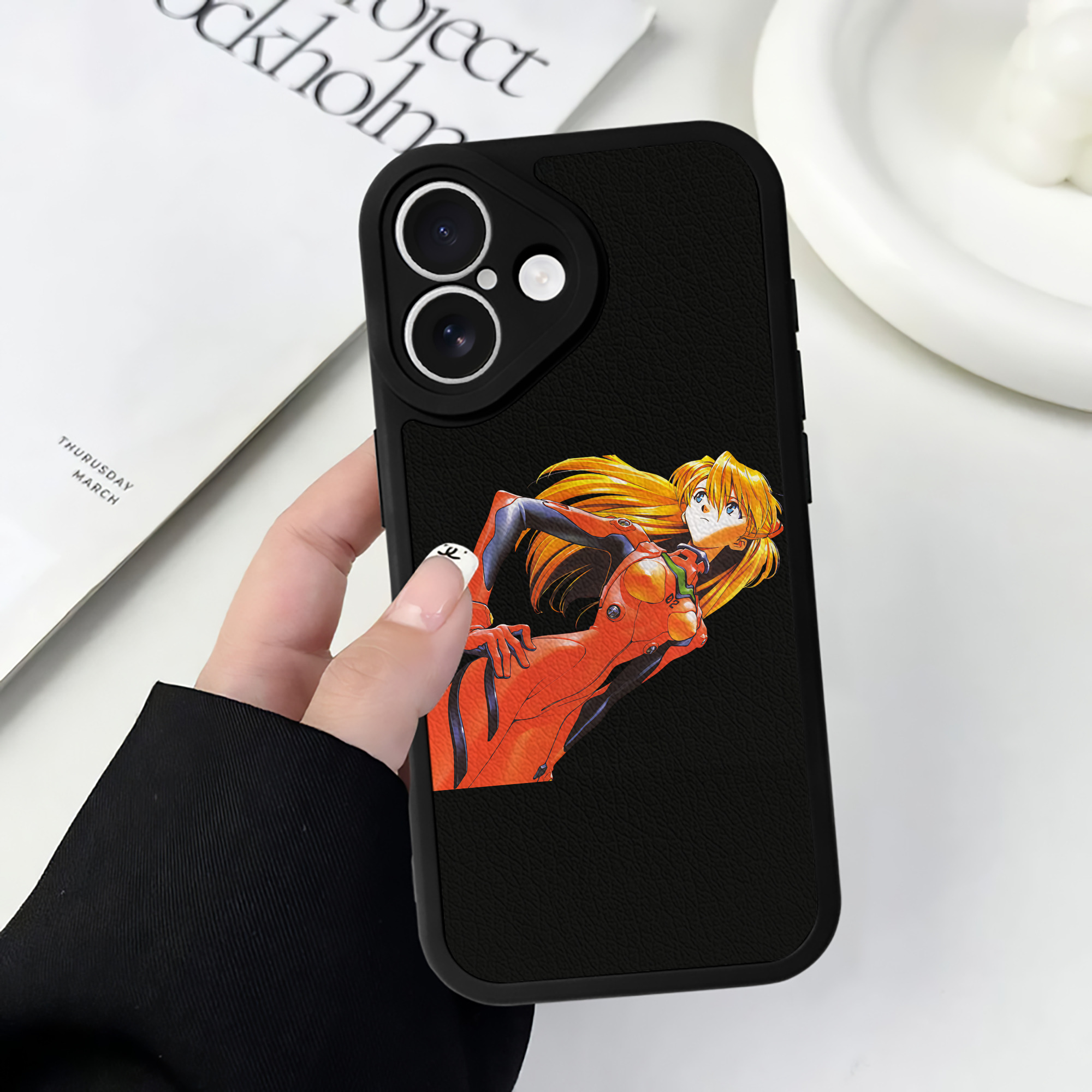 （画像用） EVA 新世紀エヴァンゲリオン 【iPhone 16シリーズ対応】シリコンスマホケース（レザー調） 材質：シリコン